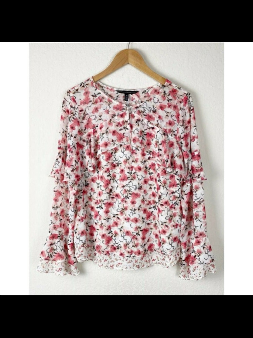 White House Black Market  Floral Ruffle-Sleeve Blouse